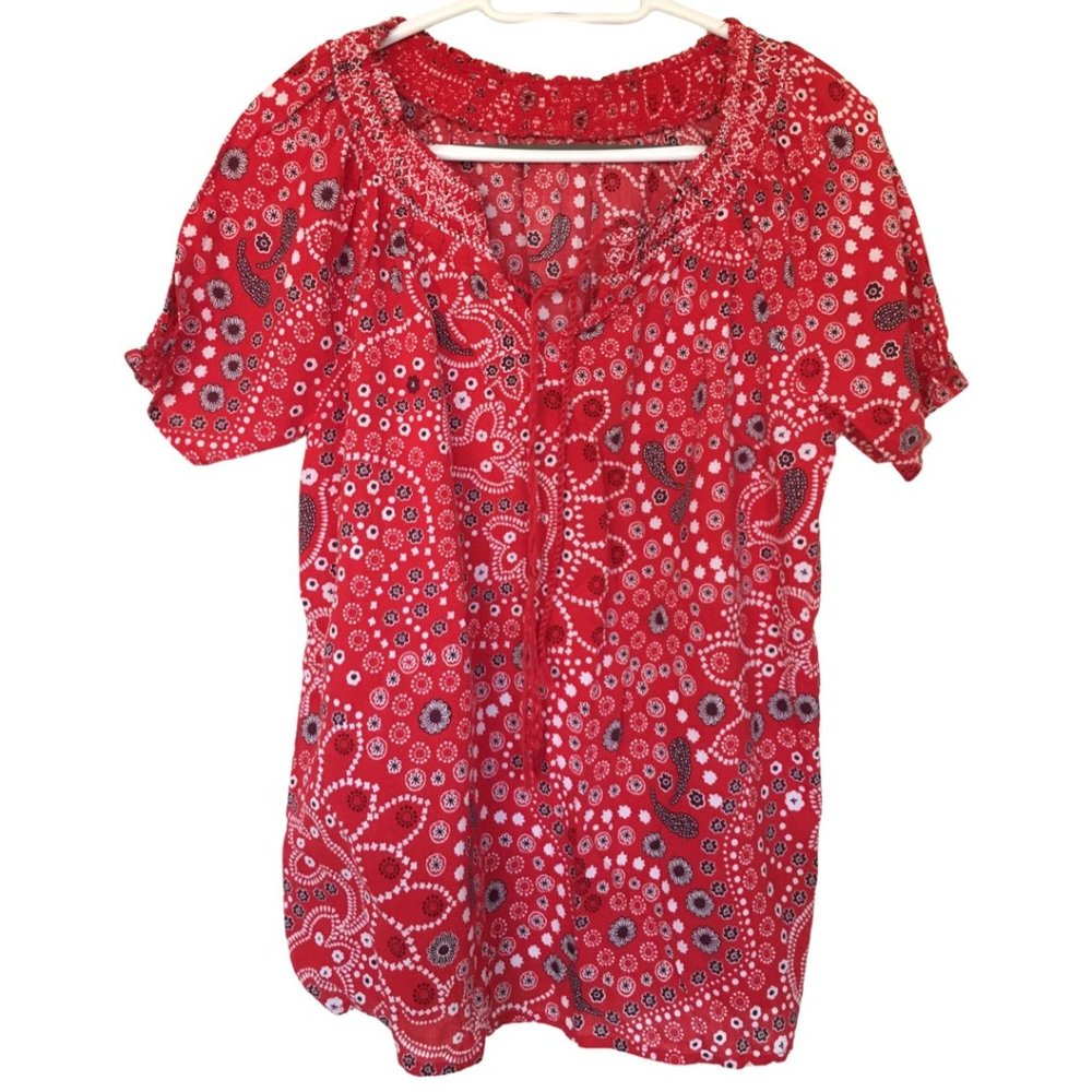 🌸6/$20🌸  Paisley print shortsleeve peasant blouse